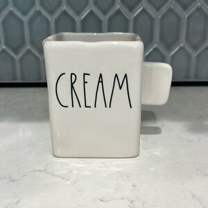 NWOT Rae Dunn Artisan Collection “cream” creamer